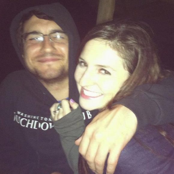 Meet your Posher, Aviva - Picture 1 of 1